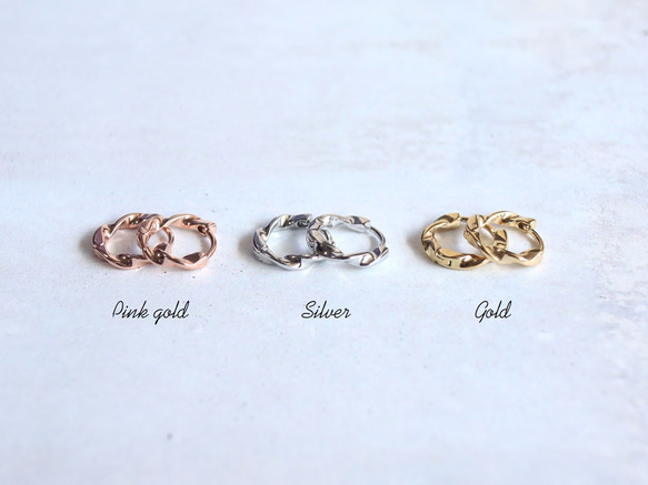 ☆大人気☆小さめ ワンタッチ つけっぱなしOK 錆びないステンレス【mini 中折れツイストフープ 3color】ピアス 4枚目の画像