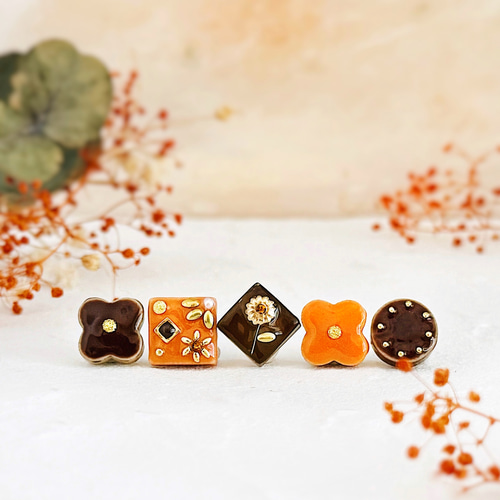 オレンジ ブラウン 美濃焼 小ぶり ピアス イヤリング ガラス