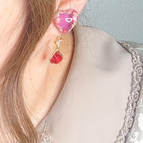 ハートとジルコニアのきらきら耳飾り】ピアス イヤリング 赤紫 