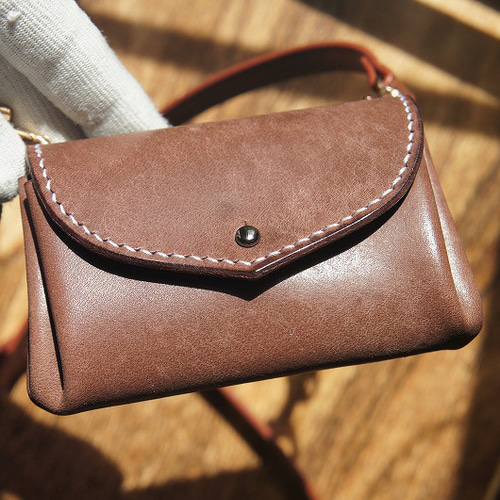 【送料無料】マヤベリーのアコーディオンミニポーチ【ダークブラウン】 送料無料】マヤベリーのアコーディオンミニポーチ【ダーク