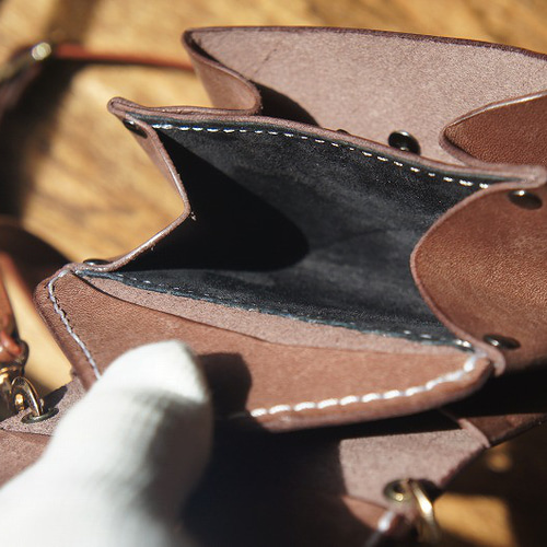 送料無料】マヤベリーのアコーディオンミニポーチ【ダークブラウン