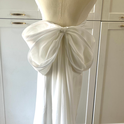 バックリボン ソフトマーメイド ウェディングドレス 二次会 ドレス  