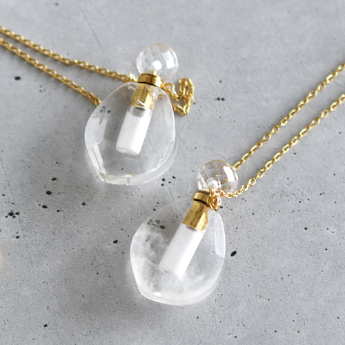 売却済み　401　フローライト　香水瓶みたいなネックレス　サージカルステンレス 売却済み 401 フローライト 香水瓶みたいなネックレス