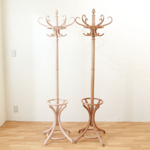 ファーメグFAMEG ベントウッドコートハンガー No16 / ピュア