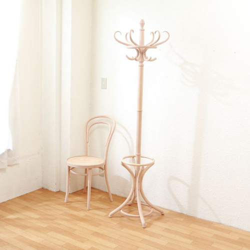 ファーメグFAMEG ベントウッドコートハンガー No16 / ピュア