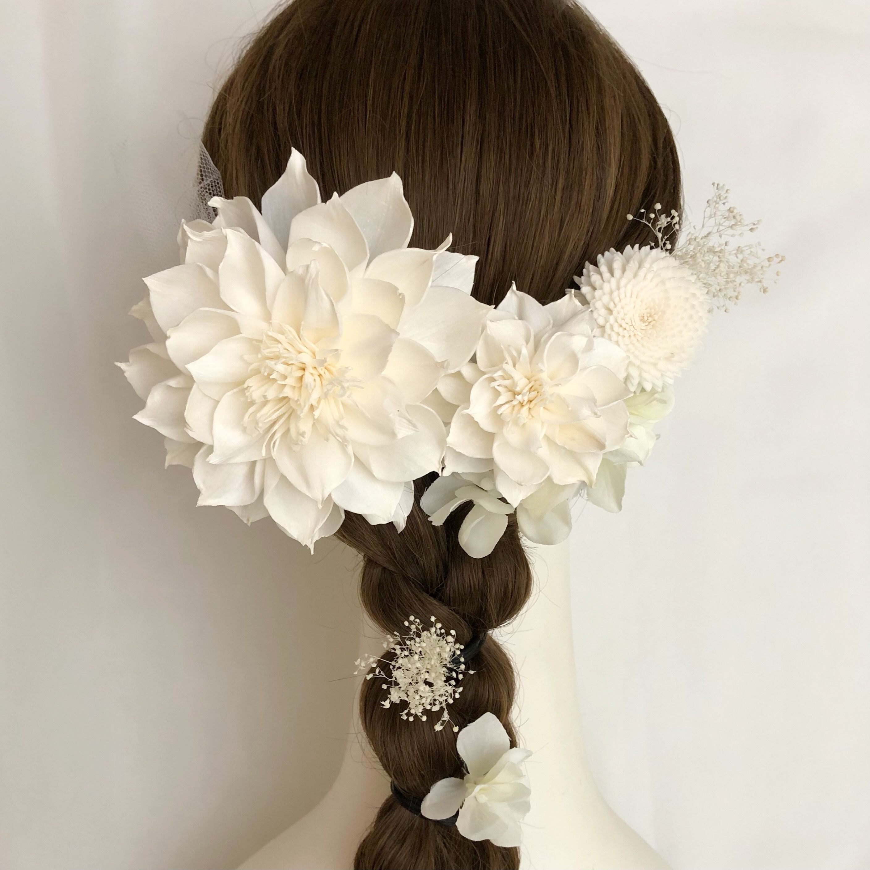 ハンドメイド アイボリー ヘアバンド （もこもこファーのカチューシャ 