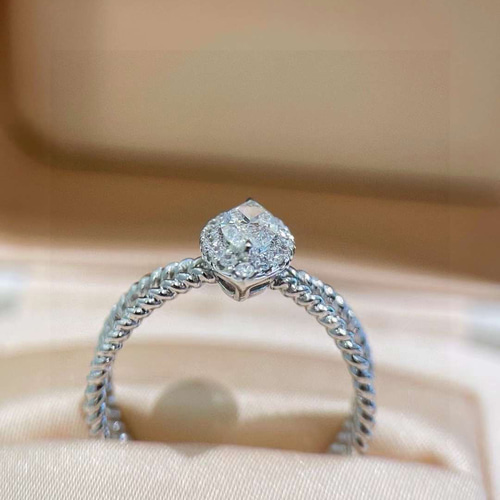 GIA鑑定書付き 0.33ct天然ダイヤモンド 指輪 K18 マーキスカット 指輪