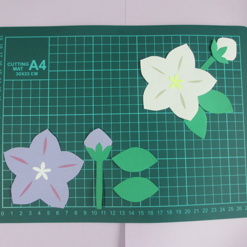 ききょう 9輪 〈夏～秋の壁面〉 画用紙 壁面飾り 保育園