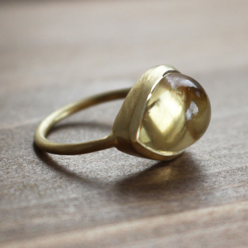 シトリン＜大粒ペアシェイプ＞のリング（K18GP） 指輪・リング ESSENCE