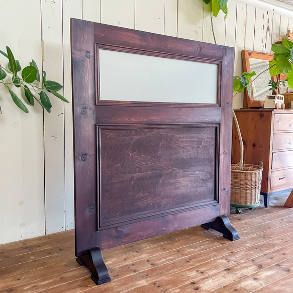 美容室向け ネイルサロン向け パーテーション 目隠し アンティーク調 すりガラス デザインガラス オーダーメイド家具 すりガラス