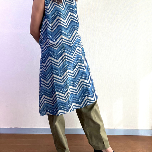 サタデイクラブ　サイドプリントノースリーブワンピース Dresses_600x600_crop_center.