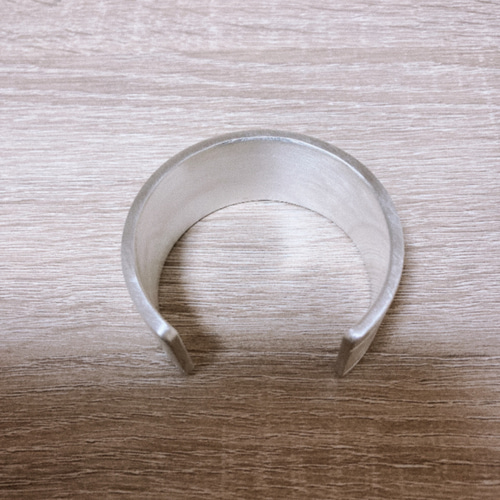 憧れの ✨️一点物✨️幅広メンズバングル アクセサリー