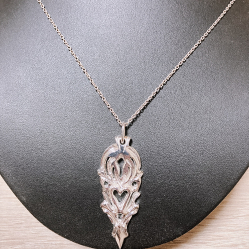 ✨️一点物✨️フローラルペンダント改＋チェーン付き ネックレス  