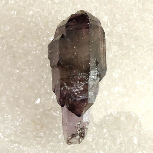 マダガスカル産アメジスト エレスチャル (スーパーセブン） 原石