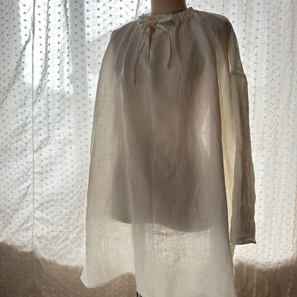 【受注製作】ベルギーリネンローン★フリルネックのプルオーバー★27色から選べます★フリーサイズ★ 18枚目の画像