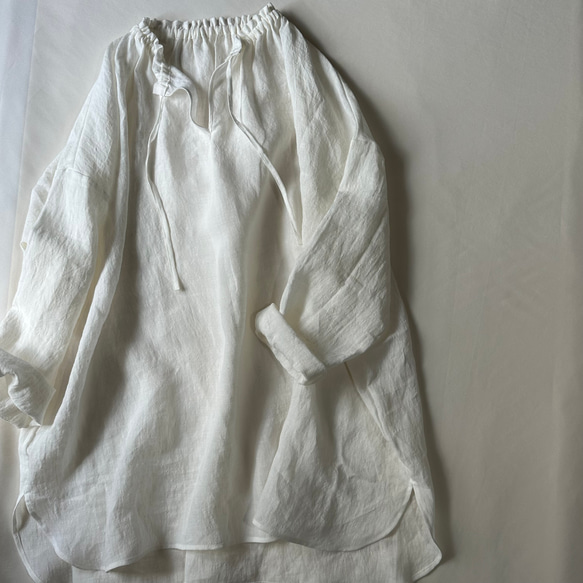 【受注製作】ベルギーリネンローン★フリルネックのプルオーバー★27色から選べます★フリーサイズ★ 4枚目の画像