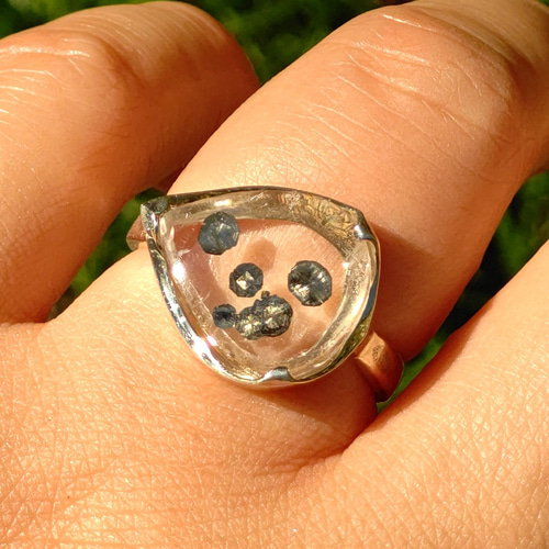 マーカサイトinクォーツ 水玉模様のしずく 8ct 爪留め シルバー