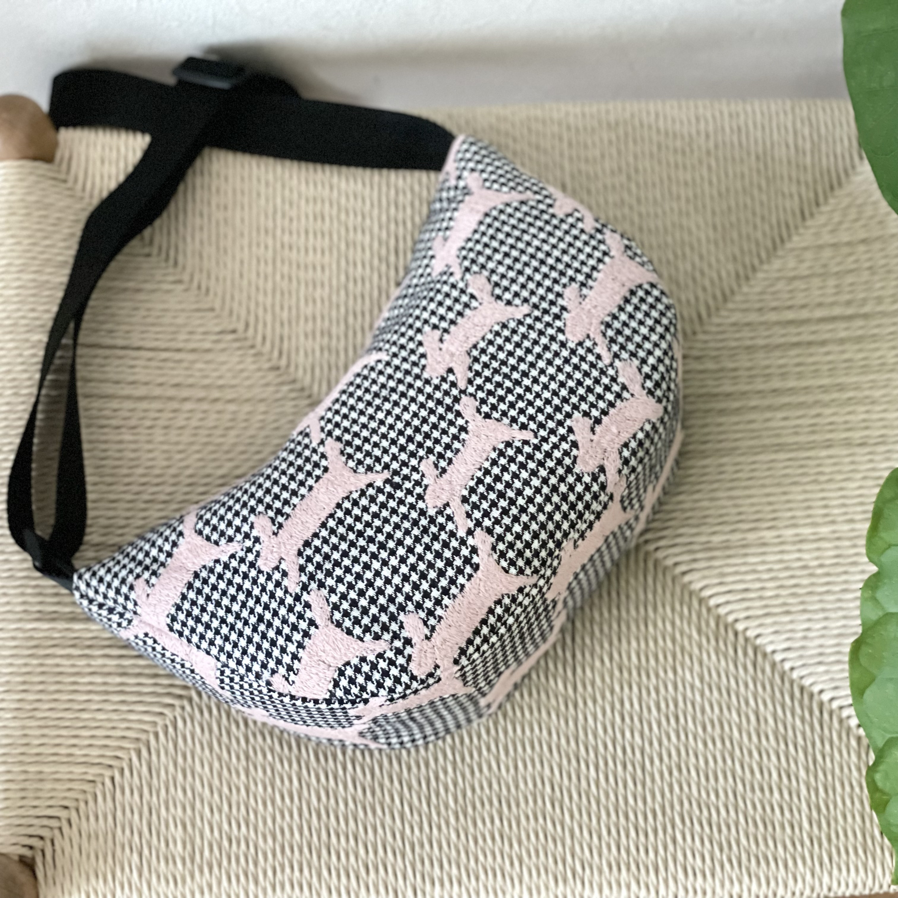 ⚮̈ミナペルホネン anemone pink beige ネリオバッグ 巾着バッグ