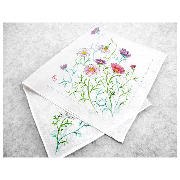 薄緑色のビーズ刺繍チュチュ 綿ハンカチ（薄緑色のピコ刺繍付き）（コスモス）（白色） ハンカチ