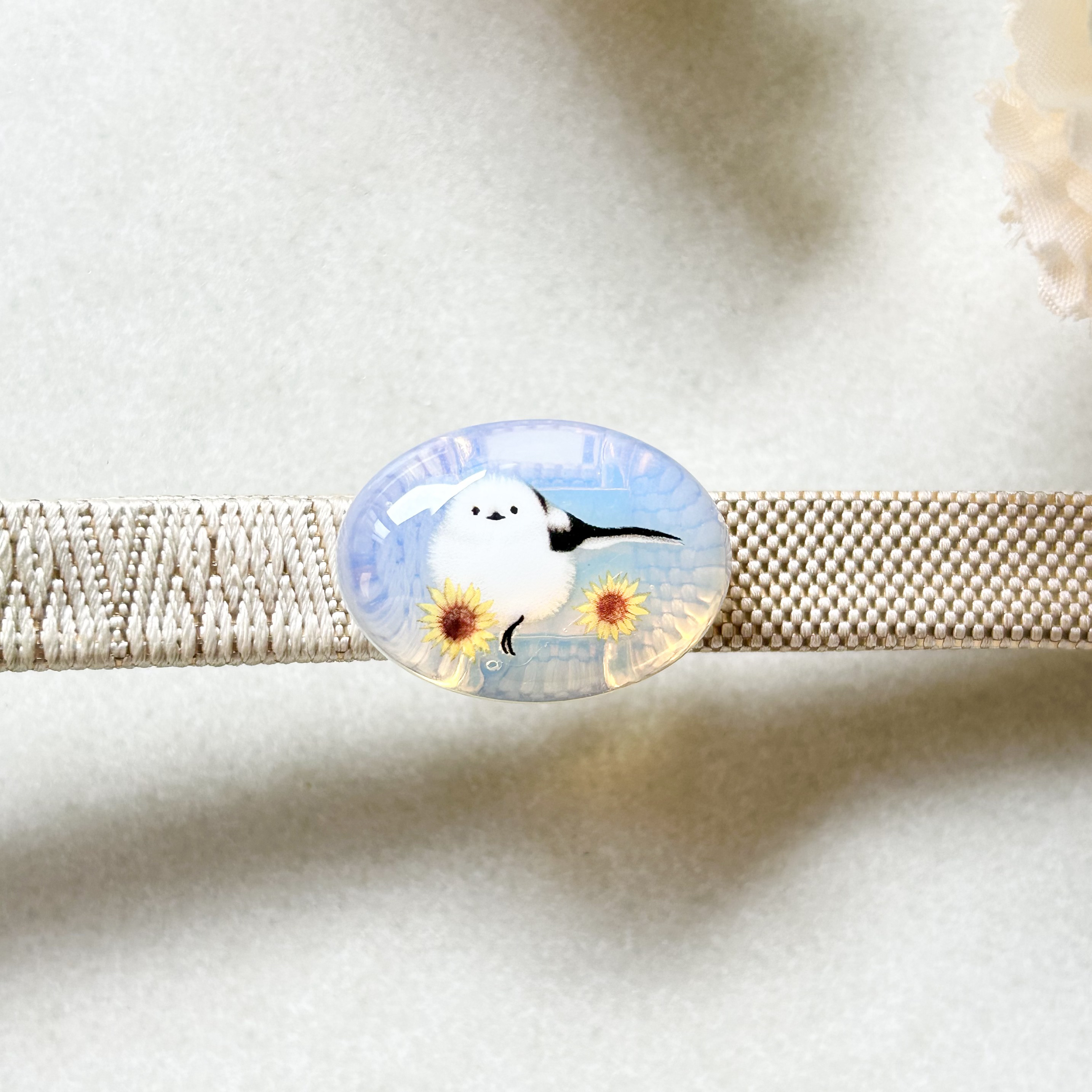 晴れやかブルー2025 天然石オパールとシマエナガ帯留め　ポニーフック ブローチ　ひまわり 4,565円