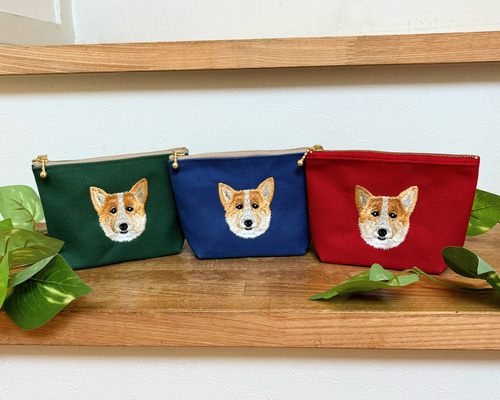 【新品】イヴドローム　IOSIS ポーチ　コーギー　犬　刺繍 刺繍ポーチ〈コーギー/グリーン・ブルー・レッド〉 ポーチ Lima