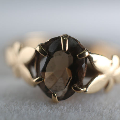 傑作 ゴールド 英国 ビンテージ 1979年 天然クオーツ ヴィンテージ