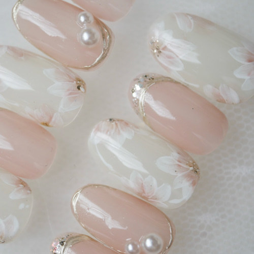 No.46 ミラーフレンチ×白フラワーネイル ブライダルネイル 結婚式