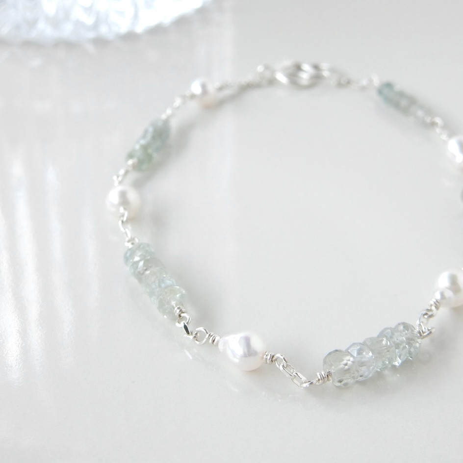 〖9月誕生石〗サファイア（ミントグリーン）・アコヤパールブレスレット SV925【1569】