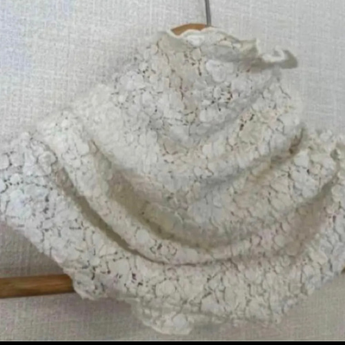 ロングタイプ生成り色ホワイト花柄シングルウェーブ手作りネック