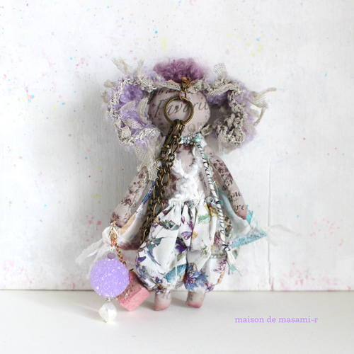 【いちごアラモード♡垂れ耳うさぎ】おすわりぬい服 15cm【バッグチャーム付き】 いちごアラモード♡垂れ耳うさぎ】おすわりぬい服 15cm【バッグ