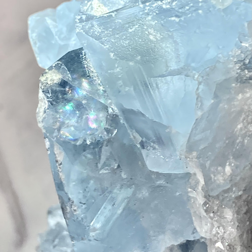 心の安息໒꒱　レインボー　セレスタイト　天青石　原石　ラフストーン　クラスター 心の安息໒꒱ レインボー セレスタイト 天青石 原石 ラフ