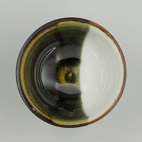 砥部焼 おしゃれ「ぐい呑み 丸 緑」お猪口 小鉢 シンプル 陶器 砥部焼 おしゃれ「ぐい呑み 丸 緑」お猪口 小鉢 シンプル 陶器
