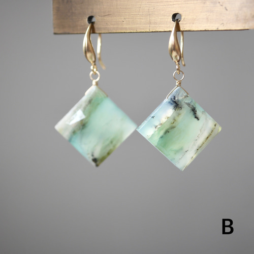 希少◇ぺルビアンブルーオパールのスクエアピアス◇K14GF ピアス