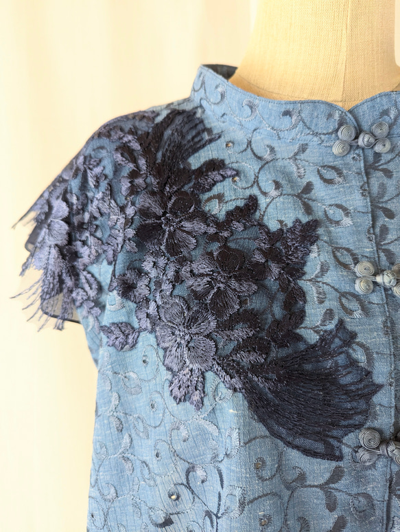 レースアップリケのミニミニブラウス 