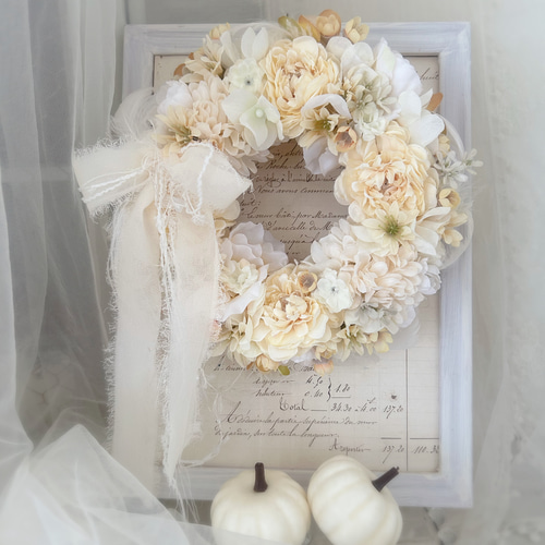 羽根つきふわふわアイボリーキャンドルリース 直径20cm 無料ラッピング