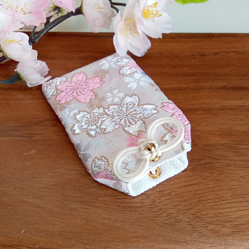 お守り袋 西陣織高級金欄 ✿うす墨の桜✿ セット売りもあります その他