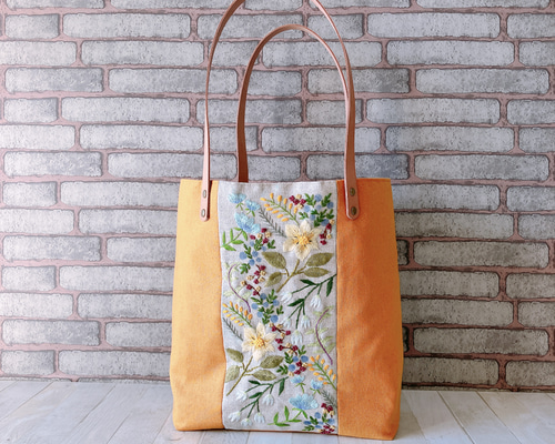 【美品】HUMAN MADE トートバッグ 刺繍ロゴ カーキ×オレンジ 肩掛け 美品】HUMAN MADE トートバッグ 刺繍ロゴ カーキ×オレンジ