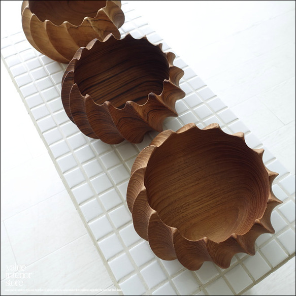 チーク無垢材 スパイラルボウル 菓子鉢 サラダボウル 小物入れ アウトドア食器 木の食器 ナチュラル 手作り 天然素材 4枚目の画像