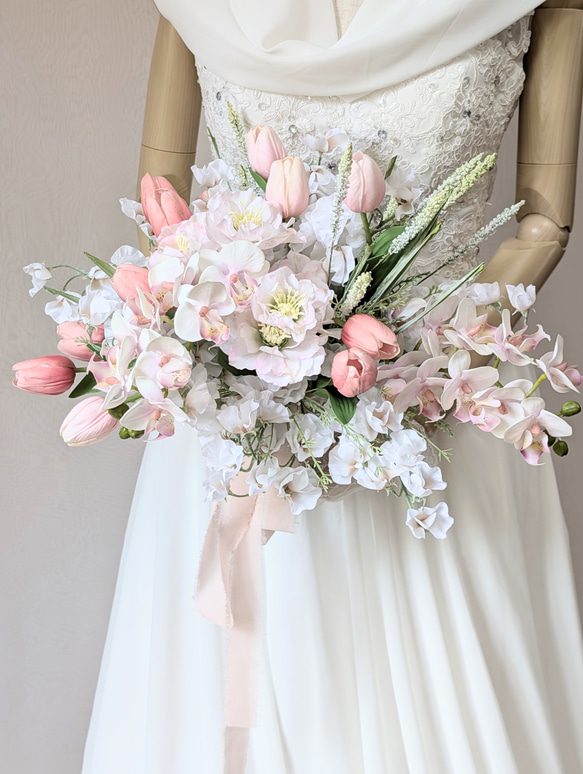 即日発送ok】春の可憐なチューリップブーケ ブートニア付き