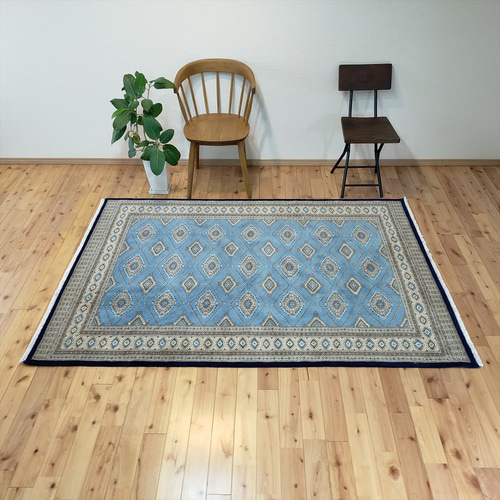 パキスタン絨毯　ハイクオリティー(12/24) 81×46 水色 Creema限定目玉品33％OFF】パキスタン絨毯 ハイクオリティ