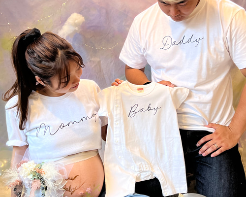 ４枚でお得⭐︎ 名入れTシャツ　マタニティフォト、ファミリーフォト、リンクコーデ 家族リンクコーデTシャツ・ホワイト】|お揃い|マタニティフォト