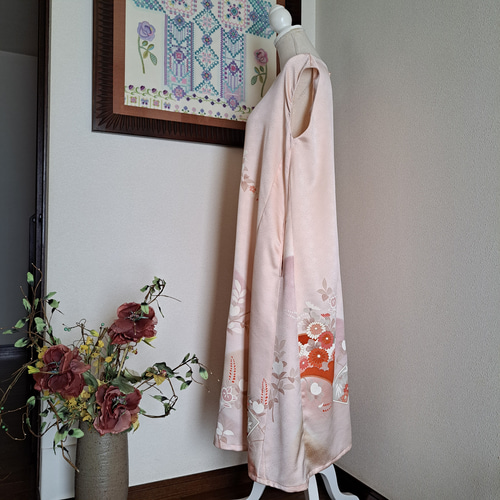 ☆着物リメイク/訪問着/ノースリーブ/Vネックワンピース/一品物 ☆着物リメイク/訪問着/ノースリーブ/Vネックワンピース/一品物