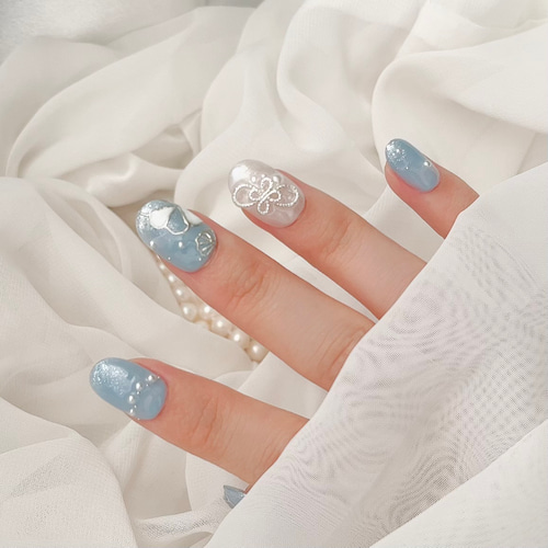 ネイルチップ 水色と百合 (成人式 和柄 ゆり お花ネイル 袴 和装 和婚