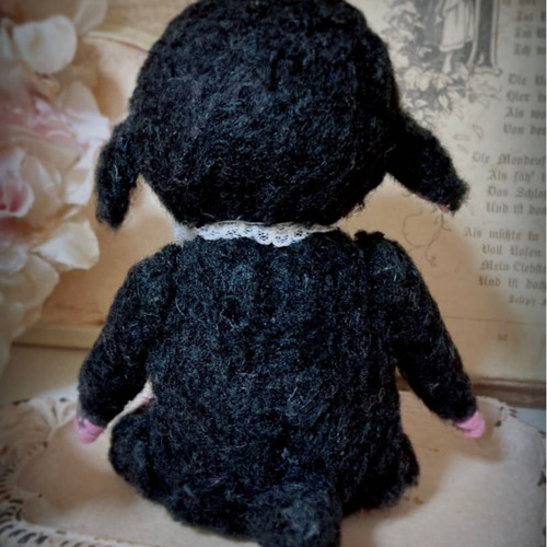 オリジナル ハンドメイド ぬいぐるみ くろいひつじ 羊 ぬいぐるみ