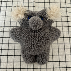  コアラ ぬいぐるみ グレー コアラのぬいぐるみ（グレー・ピンク） - メルカリ