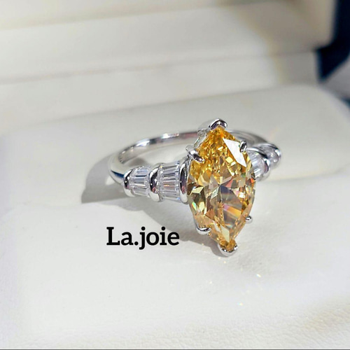 人工宝石 イエロー マーキスカット SONA ダイヤモンド リング 指輪・リング LA-J jewelry 通販|Creema(クリーマ) 18141481 人工宝石 イエロー マーキスカット SONA ダイヤモンド リング 指輪・リング LA-J jewelry 通販|Creema(クリーマ) 18141481