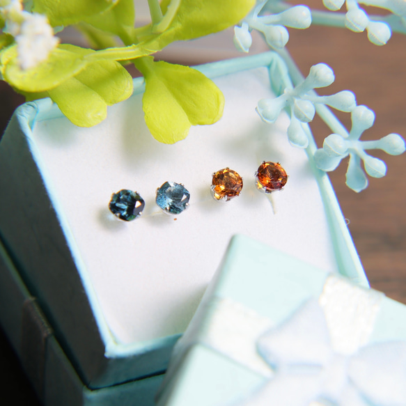 ピアス水色青マーブル薔薇紫ビジュー白空デート推しチャーム