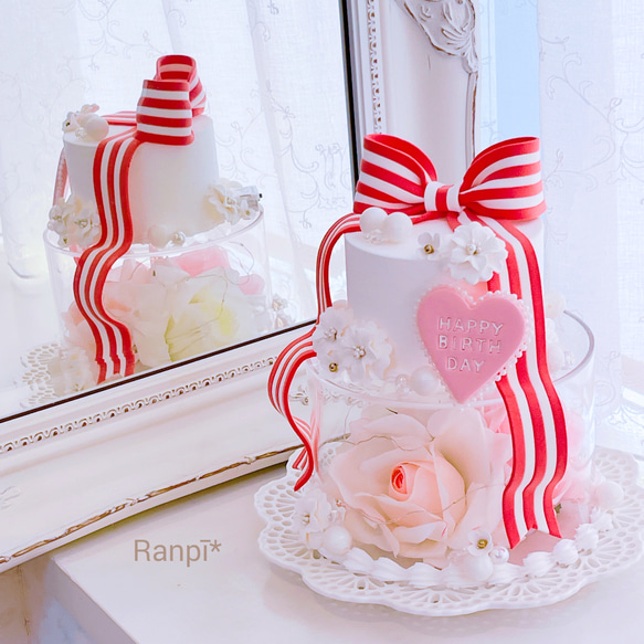 まるページ♡クレイケーキ*灯るバラ まるページ♡クレイケーキ*灯るバラ お客様デザインでオーダー