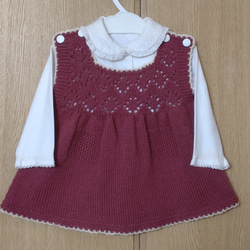ハンドメイド　手編み　ベスト　レッド　ピンク ☆手編みベビー用襟付ベスト（90サイズ用）☆ピンク系