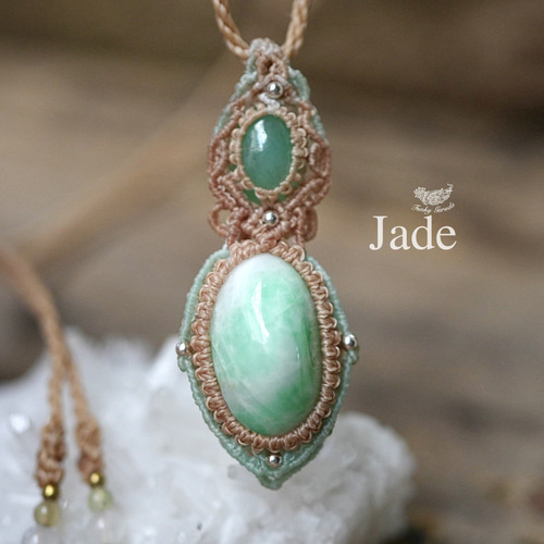 2つのグリーン☆ミャンマー産 本翡翠 マクラメネックレス 1656  